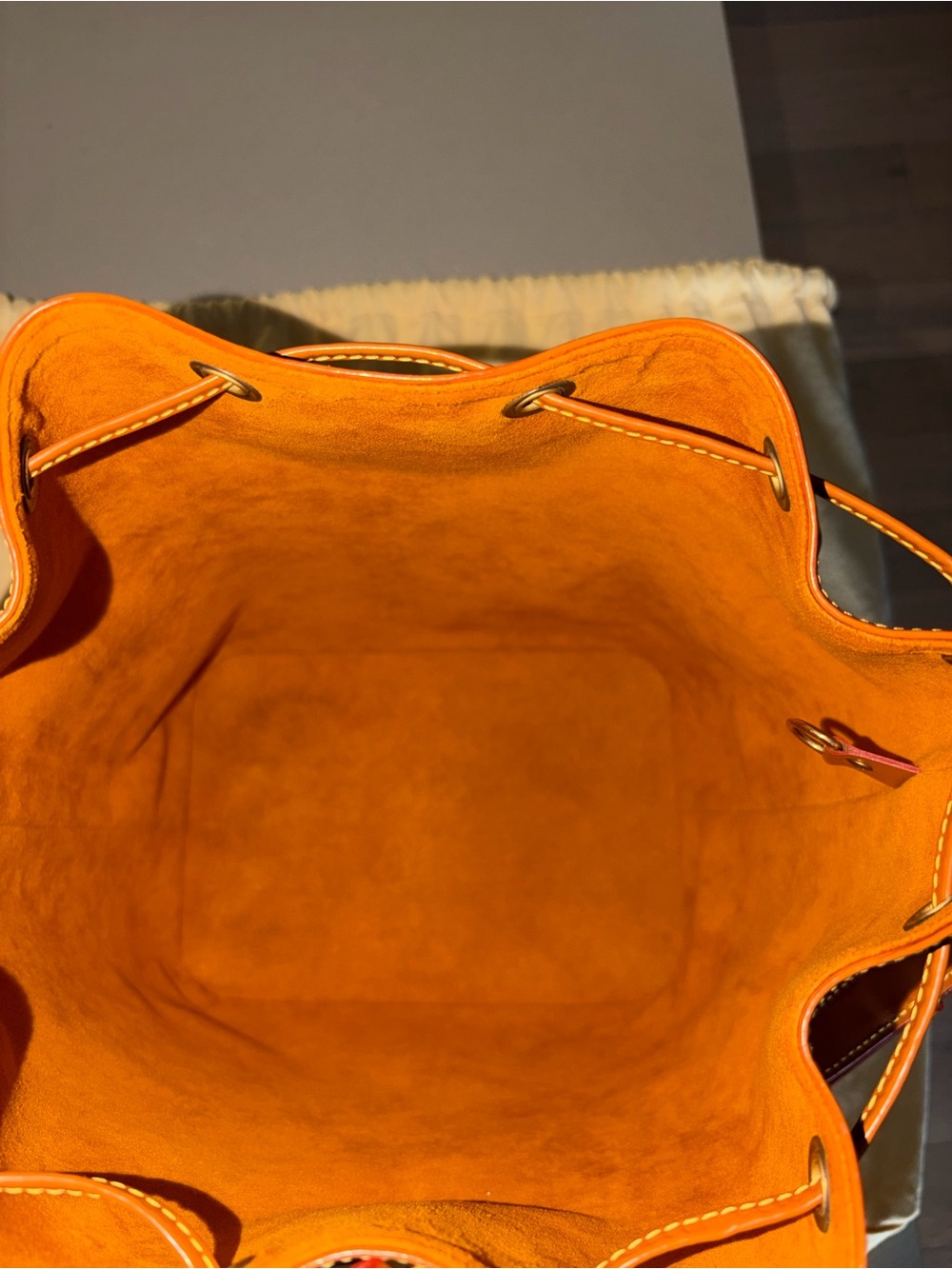 vintage Louis Vuitton Noé Bucket Bag - Picture 3 of 14